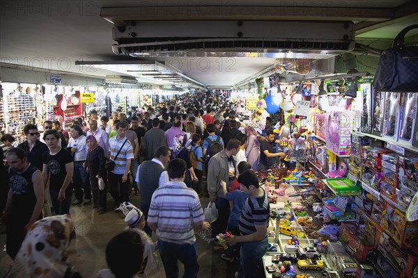 Turkey, Istanbul, Eminonu busy subway with stall selling childrens toys. 
Photo : Stephen Rafferty