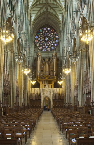 England, West Sussex, Shoreham-by-Sea, Lancing College Chapel interior view of the Nave. 
Photo : Stephen Rafferty