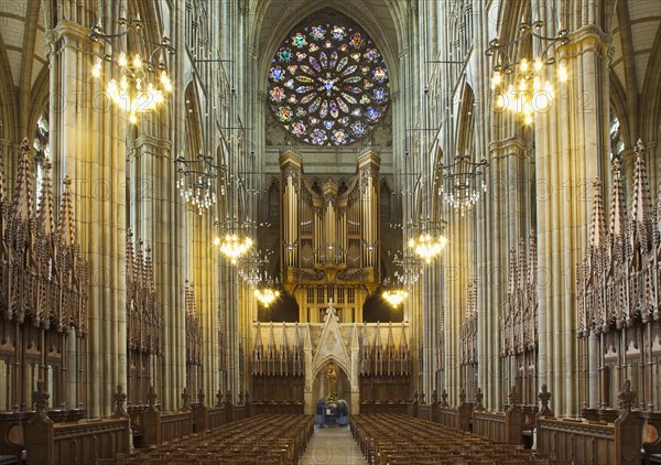 England, West Sussex, Shoreham-by-Sea, Lancing College Chapel interior view of the Nave. 
Photo : Stephen Rafferty