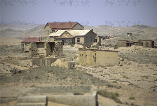 Namibia, Namib Desert, Skeleton Coast, An abandoned diamond mine workings in the diamond region of the southern restricted Diamond region. 
Photo : Adrian Arbib