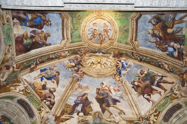 Italy, Sicily, Syracuse, Ortygia. Cathedral paintings on ceiling of Santissimo Sacramento Chapel. 
Photo : Mel Longhurst