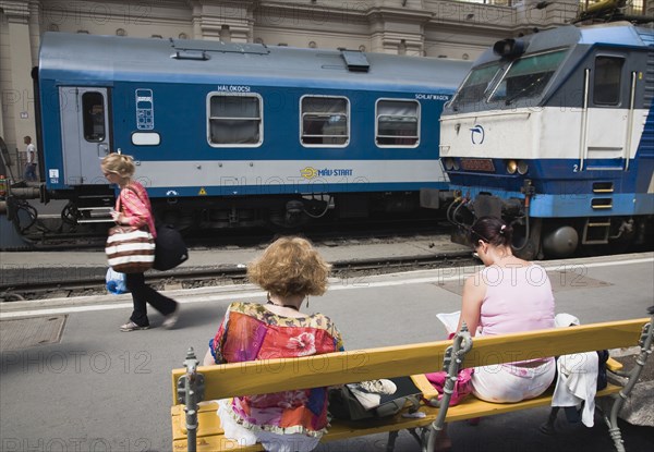 Passengers on platform at Keleti the city's main International station.