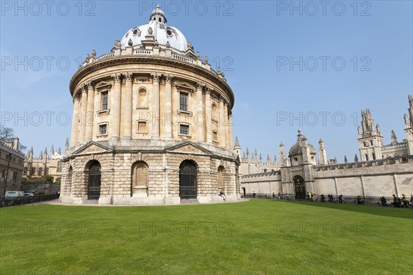 The Radcliffe Camera built by James Gibbs between 1737 and 1749 forms part of University's Bodleian Library