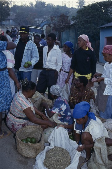 Dominican Republic, Markets, Market scene. Photo : Nancy Durrell McKenna