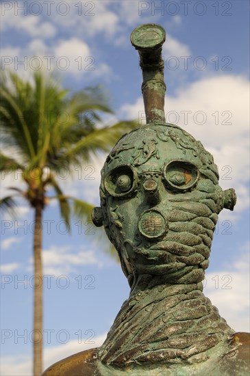 Mexico, Jalisco, Puerto Vallarta, Detail of sculpture La Rotunda del Mar by Alejandro Colunga on the Malecon. Photo : Nick Bonetti