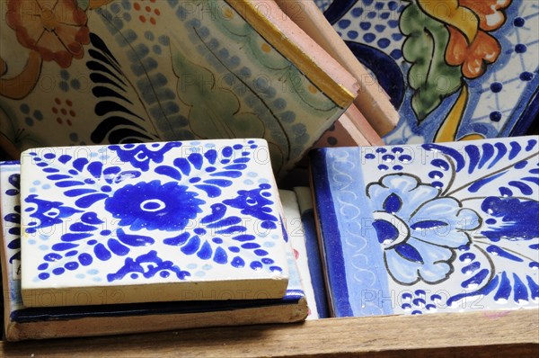 Mexico, Puebla, Talavera ceramic tiles at Armando Gallery. Photo : Nick Bonetti