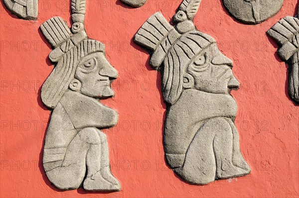 Mexico, Veracruz, Papantla, Relief carving of Totonac figures on the Mural Cultural Totonaca in the Zocalo. Photo : Nick Bonetti