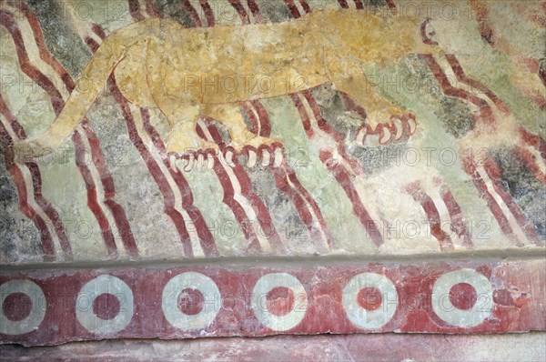 Mexico, Anahuac, Teotihuacan, Detail of wall mural depicting puma.. Photo : Nick Bonetti