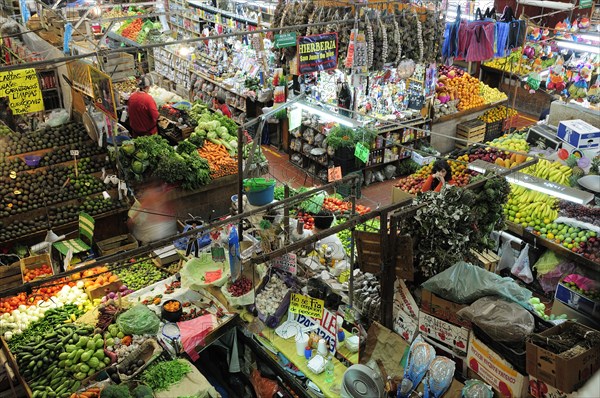 Mexico, Jalisco, Guadalajara, Mercado Libertad Vegetable market stalls displays and vendors. Photo : Nick Bonetti