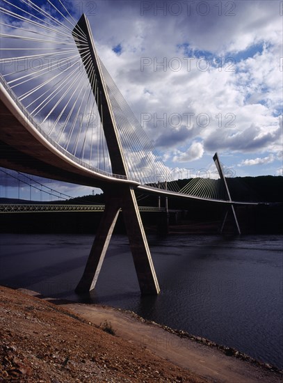France, Bretagne, Finistere, Part view from North Bank of the Pont de Terenez suspension bridge over the River Aulne completed in 2011.. Photo : Bryan Pickering