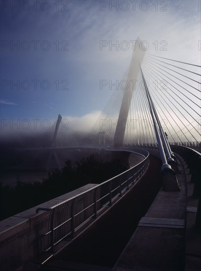 France, Bretagne, Finistere, Ile de Crozon. The new Pont de Terenez suspension bridge opened April 2011. West side footway showing the two main supports looking north. Photo : Bryan Pickering