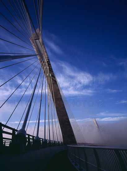 France, Bretagne, Finistere, Ile de Crozon. The new Pont de Terenez suspension bridge opened April 2011. West side footway looking south. Photo : Bryan Pickering