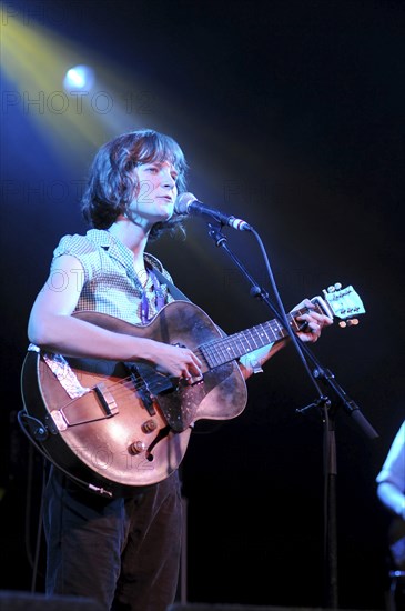 England, Cambridgeshire, Cambridge, Festival Devon Sproule country style singer performs at Cambridge Folk Festival. Photo : Bob Battersby