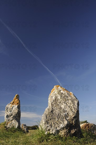 France, Brittany, Lagatjar, Alignment de Lagatjar standing stones near Cameret-sur-Mer. Photo : Bob Battersby