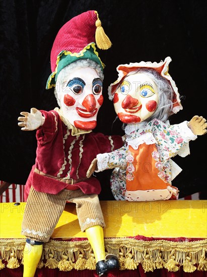 Kids, Entertainment, Outdoors, Punch and Judy puppets at Sissinghurst Fete.Punch and Judy from Planet Puppet. Photo : Sean Aidan