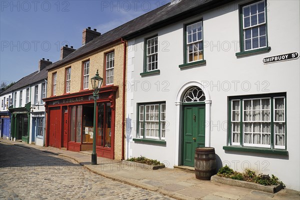 Ireland, County Tyrone, Omagh, Ulster American Folk Park 19th century street with Victorian shopfronts. Photo : Hugh Rooney
