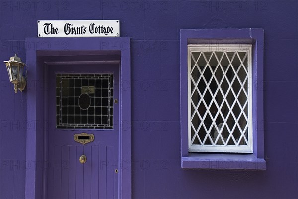 Ireland, County Cork, Kinsale, Terrace cottage known as the Giants Cottage. Photo : Hugh Rooney