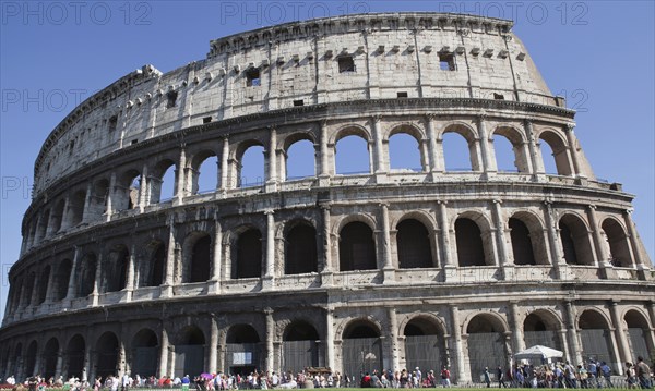 Italy, Lazio, Rome, Exterior of the Roman Colosseum. Photo : Bennett Dean