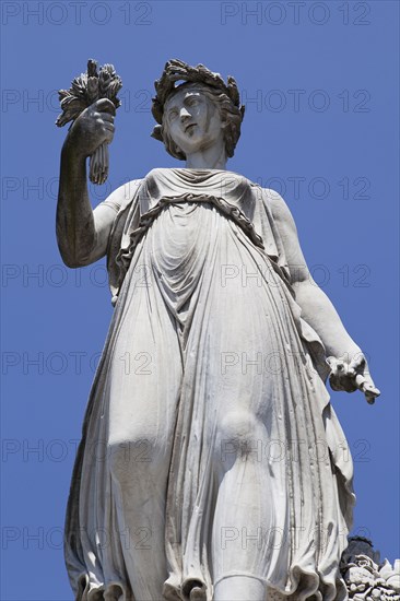 Italy, Lazio, Rome, Statue at the Piazza del Popolo. Photo : Bennett Dean