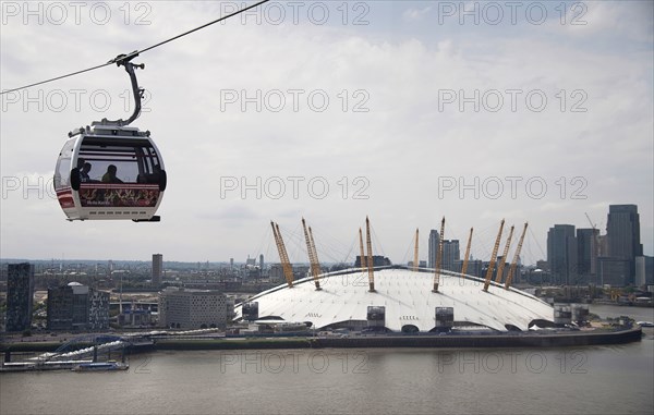 England, London, View from Emirates Airline cable car with O2 Millennium Dome visible. Photo : Adina Tovy - Amsel