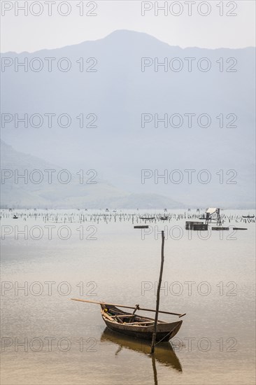 Vietnam, Hue, Lang Co, Tranquil lagoon near Danang. Photo : Mel Longhurst