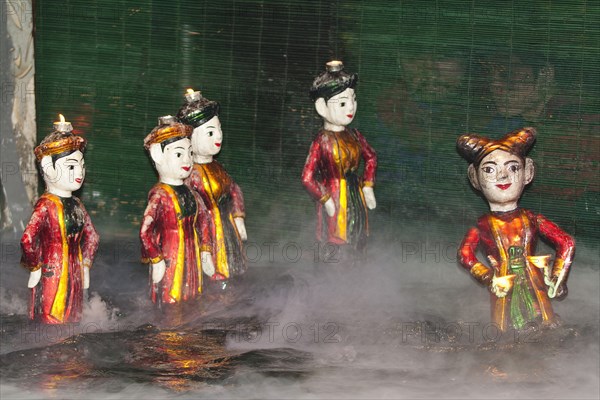 Vietnam, Hanoi, Thang Long Water Puppet Theatre. Photo : Mel Longhurst