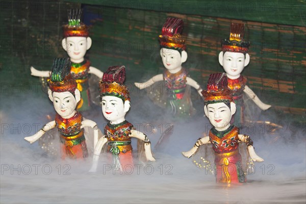 Vietnam, Hanoi, Thang Long Water Puppet Theatre. Photo : Mel Longhurst