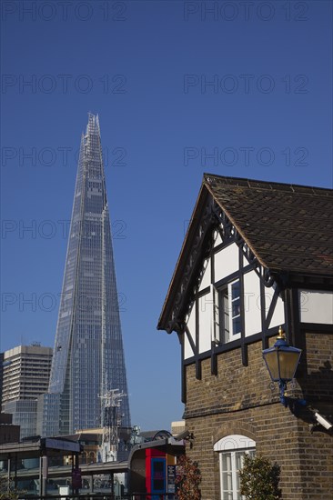 England, London, Southwark southbank The Shard skyscraper designed by Renzo Piano in the citys London Bridge Quarter. Photo : Stephen Rafferty