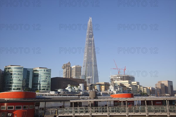 England, London, Southwark southbank The Shard skyscraper designed by Renzo Piano in the citys London Bridge Quarter. Photo : Stephen Rafferty