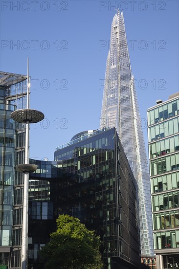 England, London, Southwark southbank The Shard skyscraper designed by Renzo Piano in the citys London Bridge Quarter. Photo : Stephen Rafferty