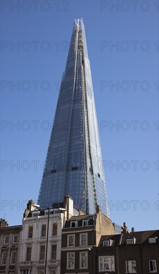 England, London, Southwark southbank The Shard skyscraper designed by Renzo Piano in the citys London Bridge Quarter. Photo : Stephen Rafferty