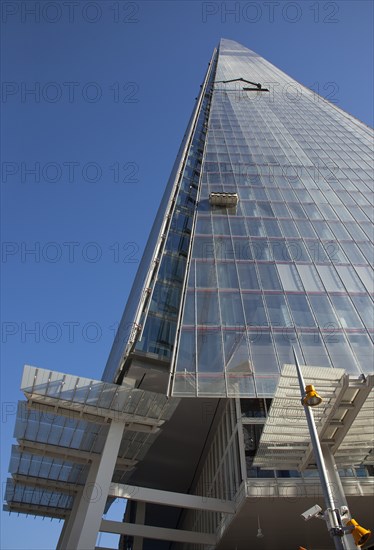 England, London, Southwark southbank The Shard skyscraper designed by Renzo Piano in the citys London Bridge Quarter. Photo : Stephen Rafferty