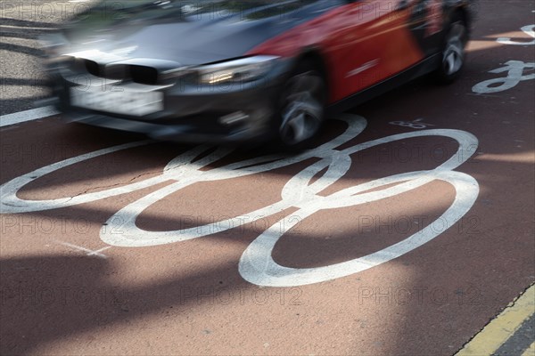 England, London, Stratford Olympic Games Lane marked on road. Photo : Sean Aidan