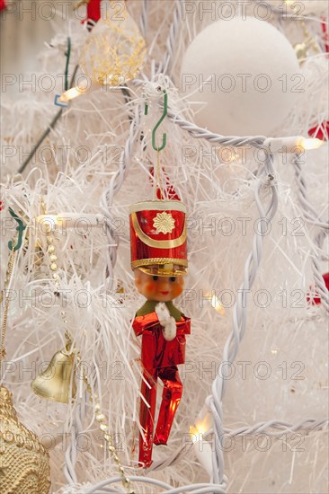 Festivals, Religious, Christmas, Detail of tree decorated with lights tinsel and various baubles. Photo : Stephen Rafferty