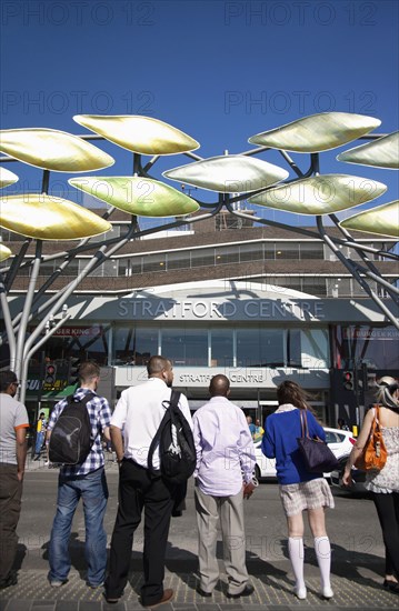 England, London, View of Stratford Shopping Centre showing the Stratford Shoalsculpture. 
Photo Adina Tovy - Amsel / Eye Ubiquitous