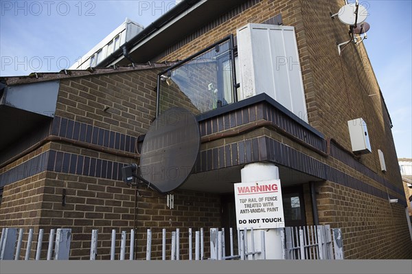 England, West Sussex, Bognor Regis, Satelite dishes on exterior of flats. 
Photo Stephen Rafferty / Eye Ubiquitous