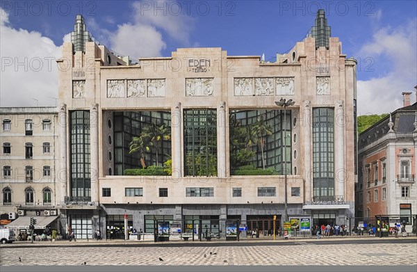 Portugal, Estremadura, Lisbon, Art Deco exterior of the former Eden theatre now a hotel. 
Photo Hugh Rooney / Eye Ubiquitous