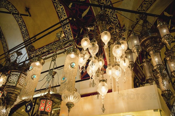 Turkey, Istanbul, Fatih, Sultanahmet, Kapalicarsi, Ornate lamps display in the Grand Bazaar. 
Photo Stephen Rafferty