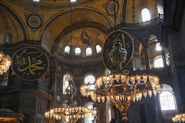 Turkey, Istanbul, Fatih, Sultanahmet, Haghia Sofia interior. 
Photo Stephen Rafferty