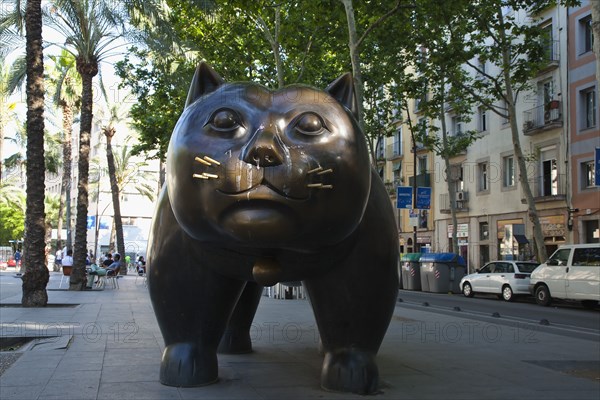 Spain, Catalonia, Barcelona, Rambla del Raval  El Gat bronze statue.