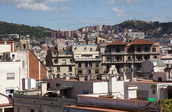 Spain, Catalonia, Barcelona, Spain, Catalonia, Barcelona, Example, view over residential apartment buildings. . 
Photo Stephen Rafferty