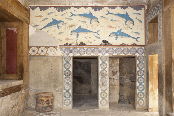 Greece, Crete, Knossos, Dolphin fresco in the Queen's Megaron, Knossos Palace. 
Photo Mel Longhurst