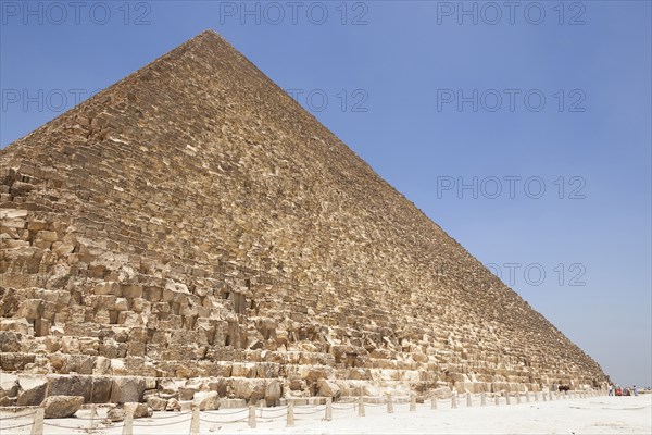 Egypt, Cairo Area, Giza, Great Pyramid of Giza, also known as Pyramid of Khufu and Pyramid of Cheops. 
Photo Mel Longhurst