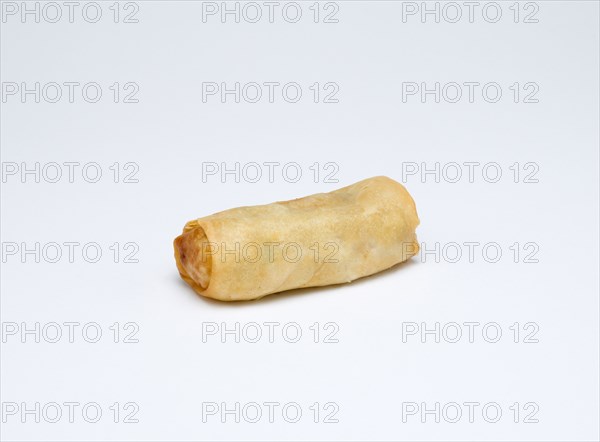 Food, Cooked, Vegetables, Single fried vegetable spring roll on a white background.