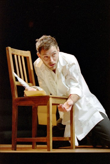 Jude Law dans "Faust", 2002