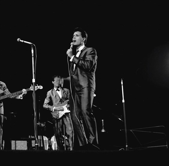 Cliff Richard lors d'un concert en 1961