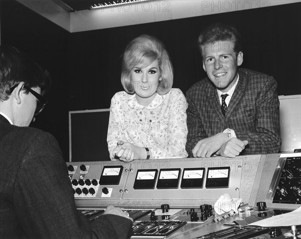 Dusty Springfield at Philip Records Recording Studio, photo Harry Hammond. UK, 1962