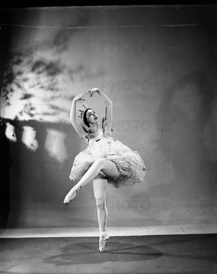 Margot Fonteyn interprétant "La Belle au Bois Dormant"