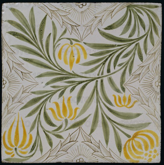 Morris & co., Carreau en faïence à motif floral