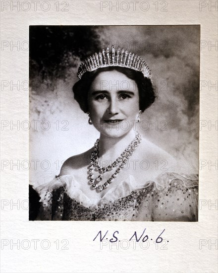 Beaton, Photographie de la Reine Mère